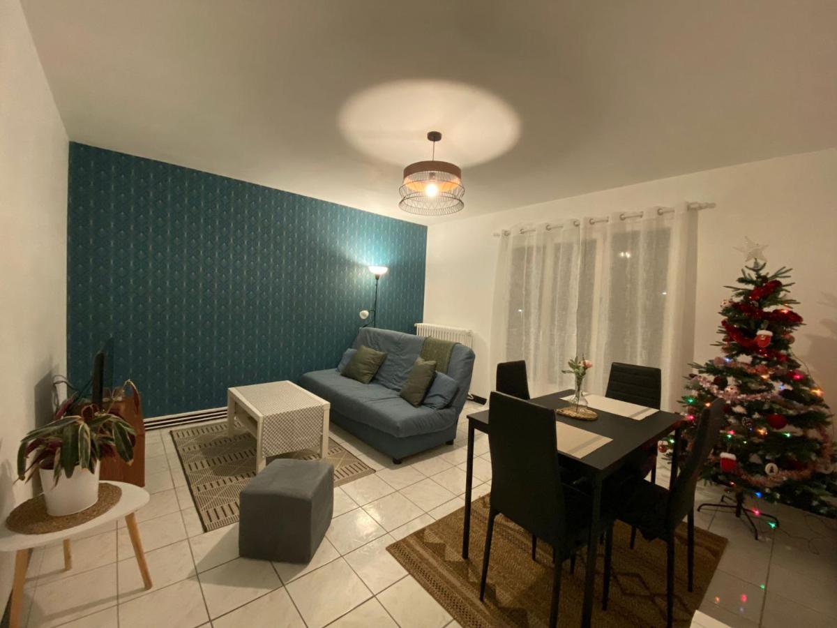 Appartement Cosy Pres De La Gare Avec Parking Saint-Pierre-des-Corps Eksteriør bilde